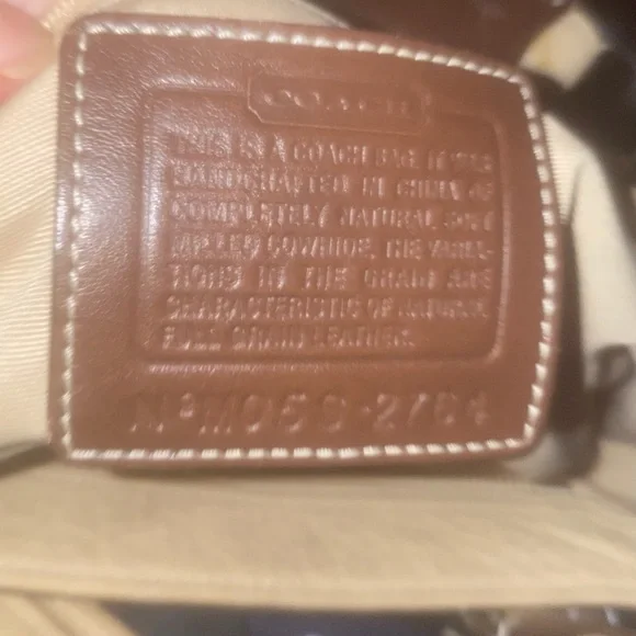 Coach Cream Leather Shoulder Bag - Picture 4 of 6